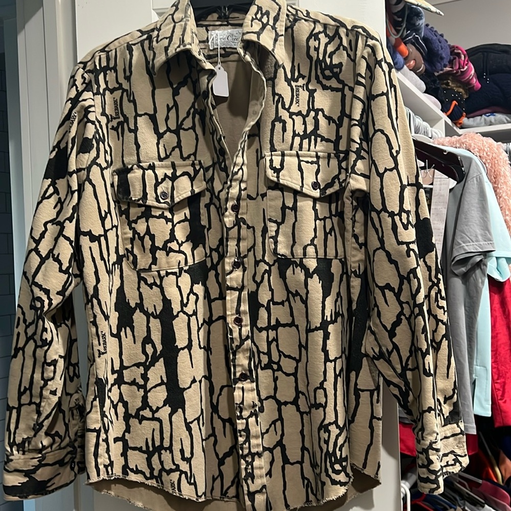 Men’s vintage hunting button-up, size large, VGUC